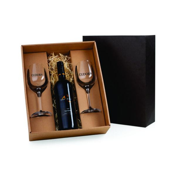 Kit vinho com taças personalizadas